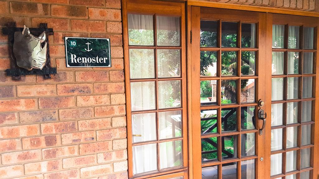 Aark Guest Lodge Vanderbijlpark Extérieur photo