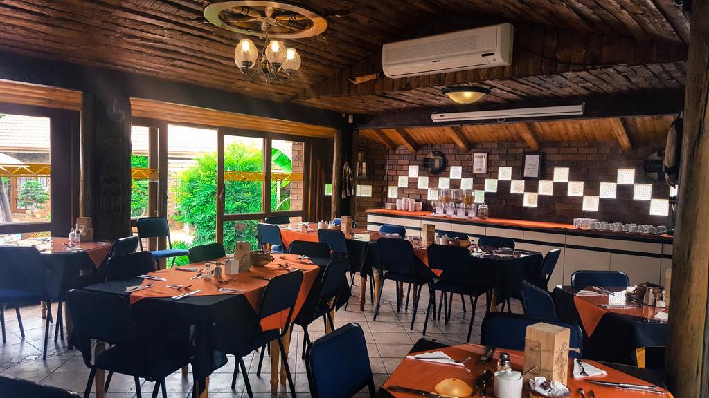 Aark Guest Lodge Vanderbijlpark Extérieur photo