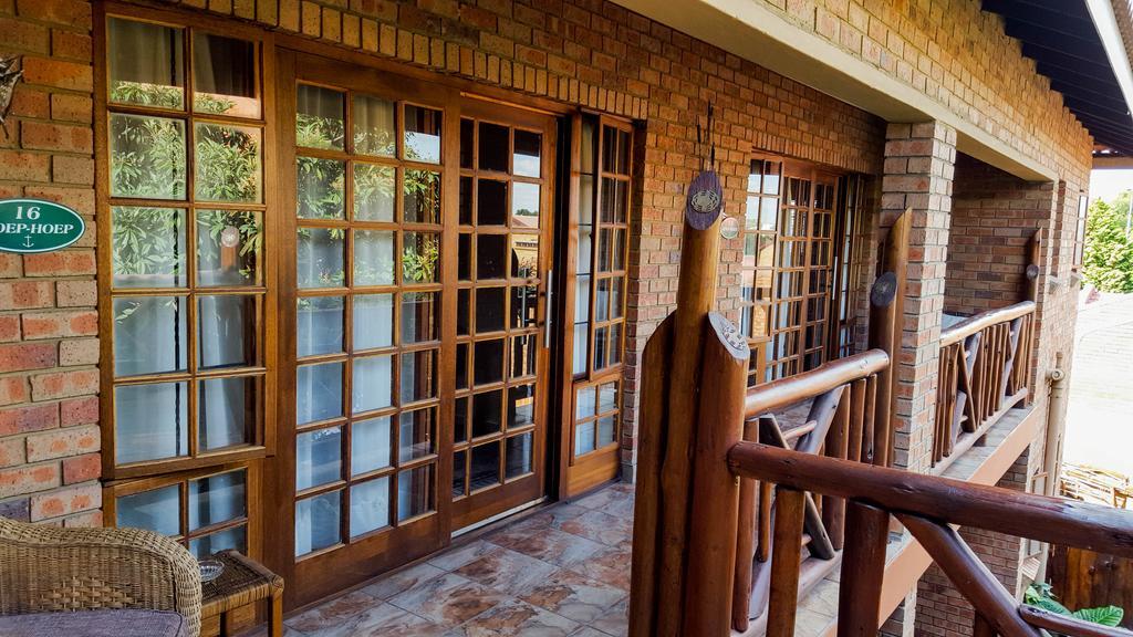 Aark Guest Lodge Vanderbijlpark Extérieur photo