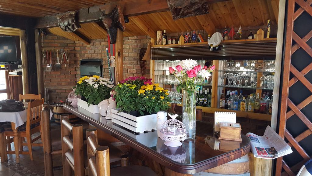 Aark Guest Lodge Vanderbijlpark Extérieur photo